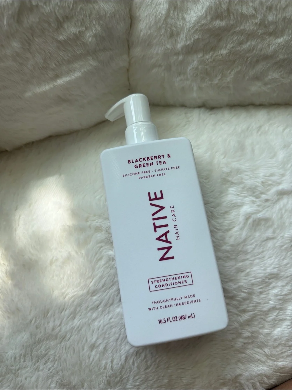 Native Blackberry & Green Tea Conditioner hair care